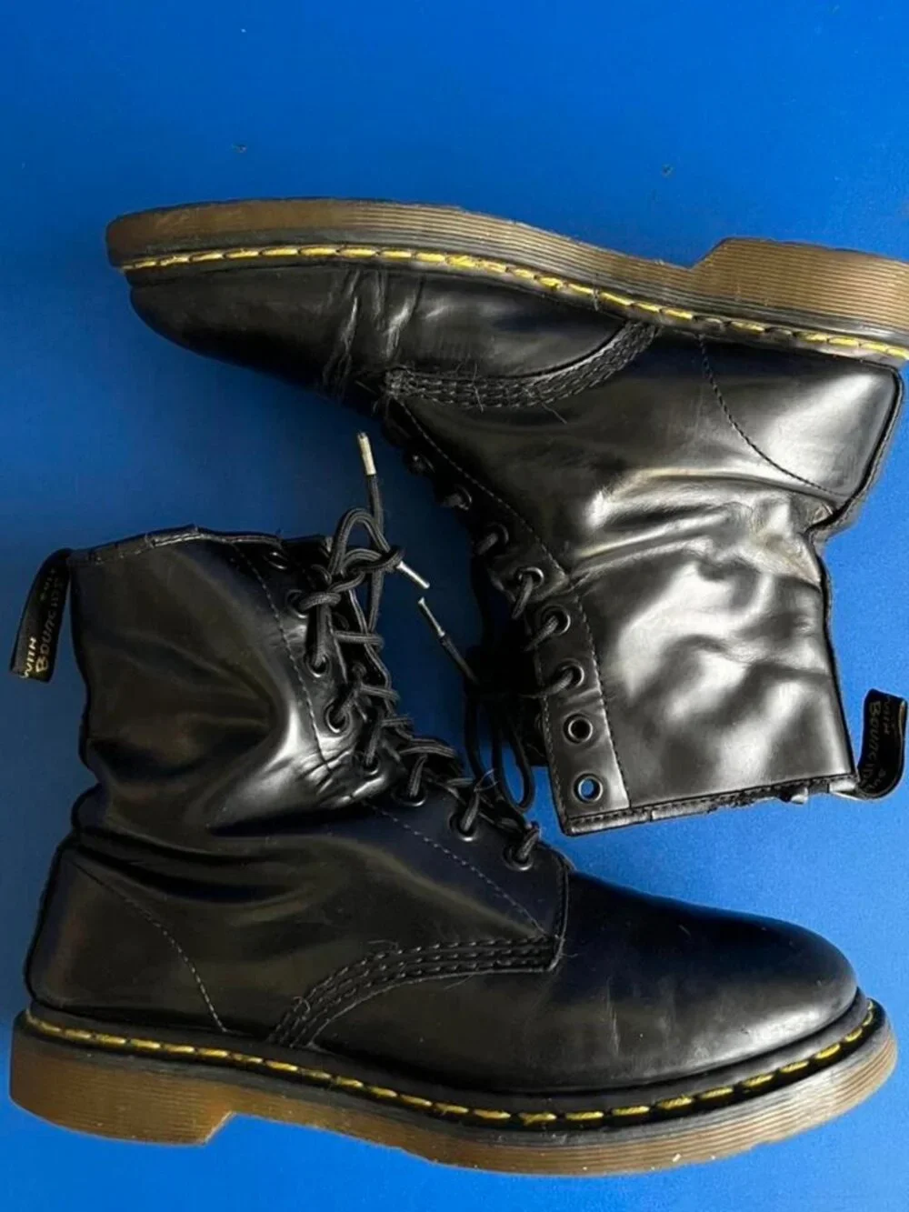 DR MARTENS BOOT AW004 USED US Size 8.5 EU SIZE 42 NO BOX